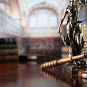 gavel and law books - florida personal injury laws